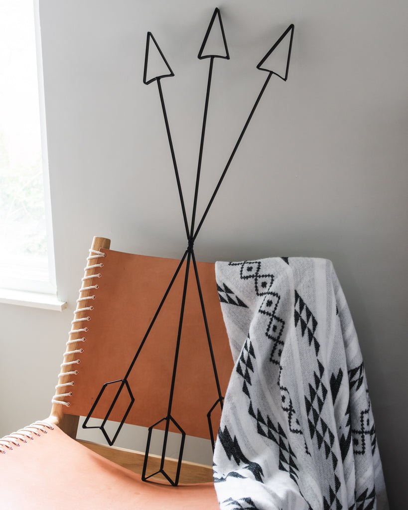 Crossed Arrows Metal Wall Decor and Wall Art Sculpture – All Metal